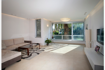 דירה בכיכר המדינה